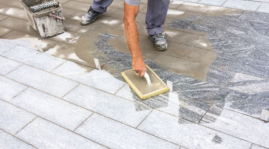 Professional gutter cleaning in Chocowinity, NC